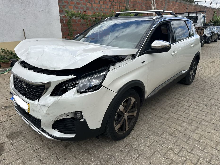 Peugeot 5008 2.0 GT Line 180cv NACIONAL  apenas 20.000km