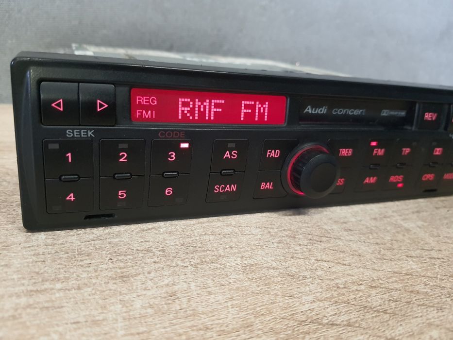Radio samochodowe Fabryczne Audi Concert dla A3 8L, A4 B5, A6 C5, TT, A2 + Kod Zadbane Kaseta 22cm Japan Panasonic