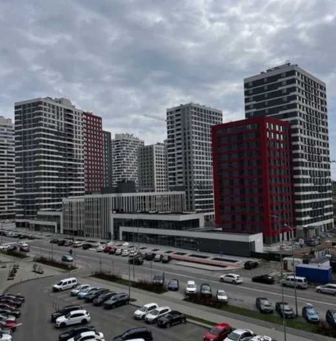 Власник.6 поверх .Варшавський 3