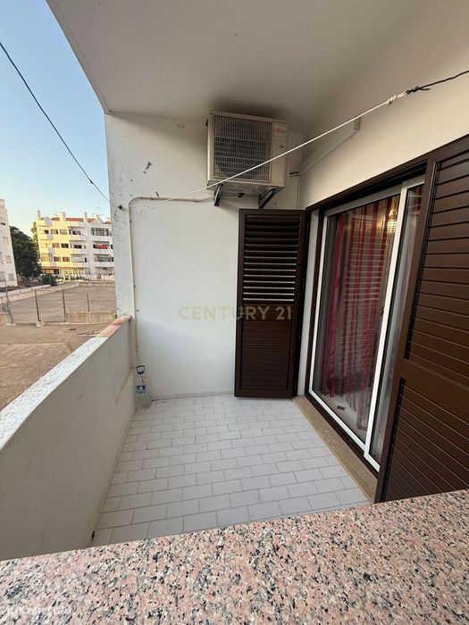Apartamento T1 em Albufeira e Olhos de Água com Varanda