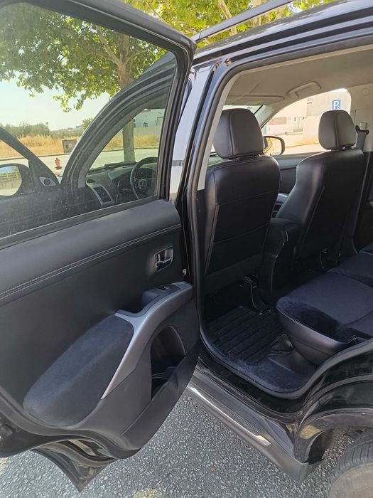 Quero vender o meu carro Mitsubishi Outlander