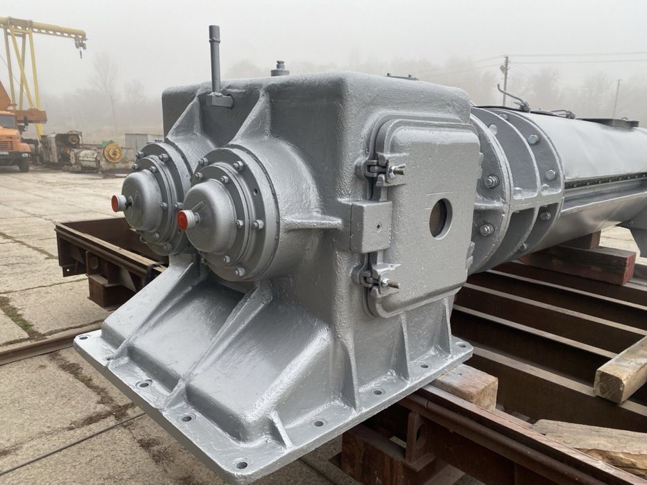Продається вакуумний шнековий прес СМК-217