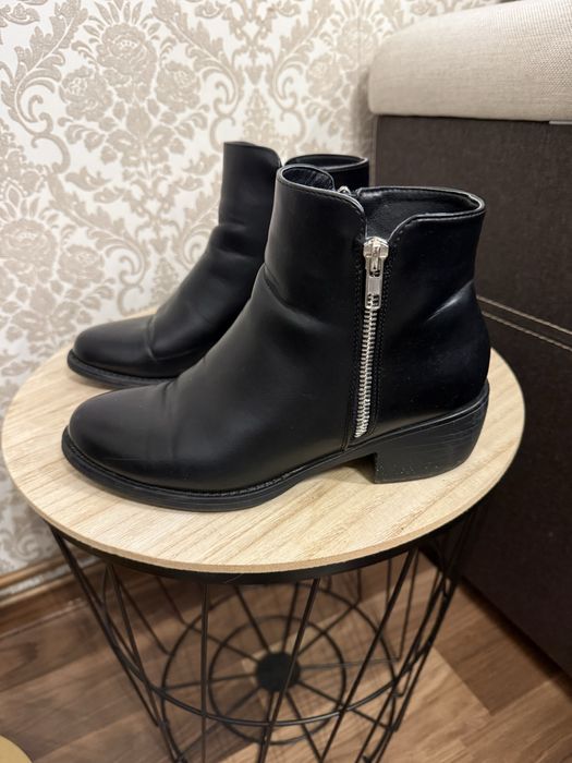 Botki damskie …….