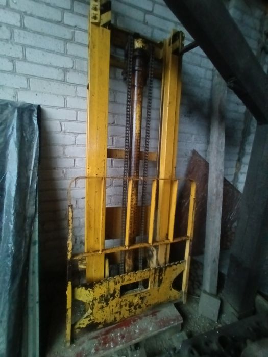 Продам машт навантажувача  балканкар стан нового висота підйому 3.5м