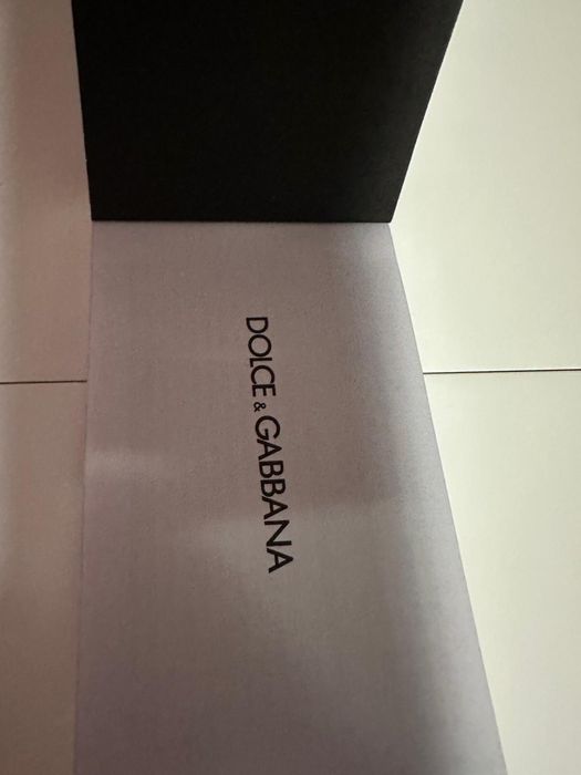 Oculos Sol pouco usados