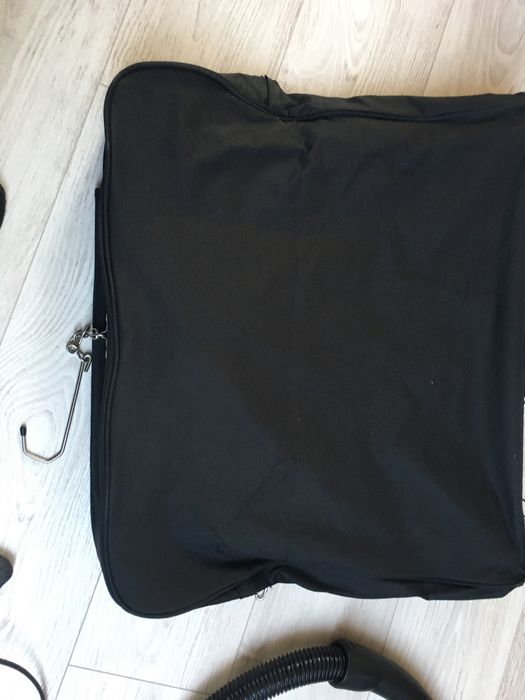 Czarna torba podróżna na garnitur nie Ikea