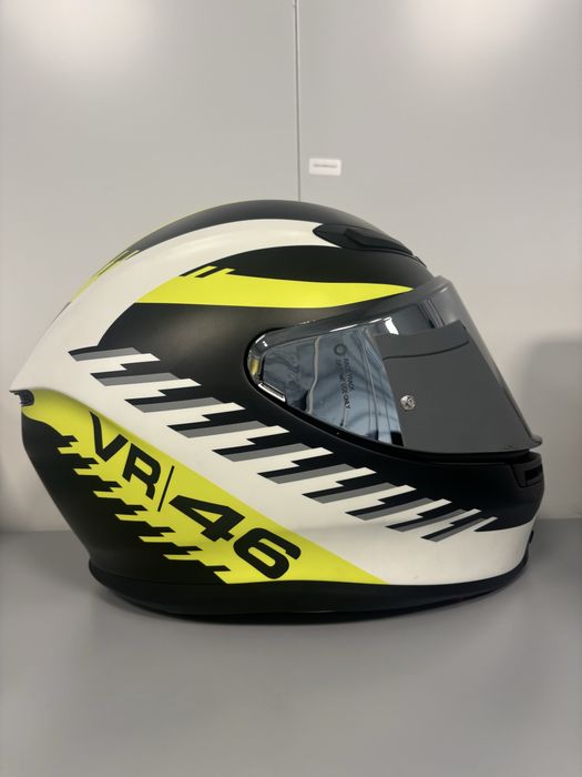 Capacete AGV K6 VR46 (ML) – Como novo + extras