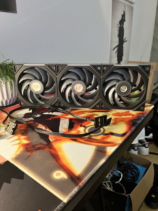 Lian Li TL120 RGB High-Performance 3-Fan Kit64586016552323121