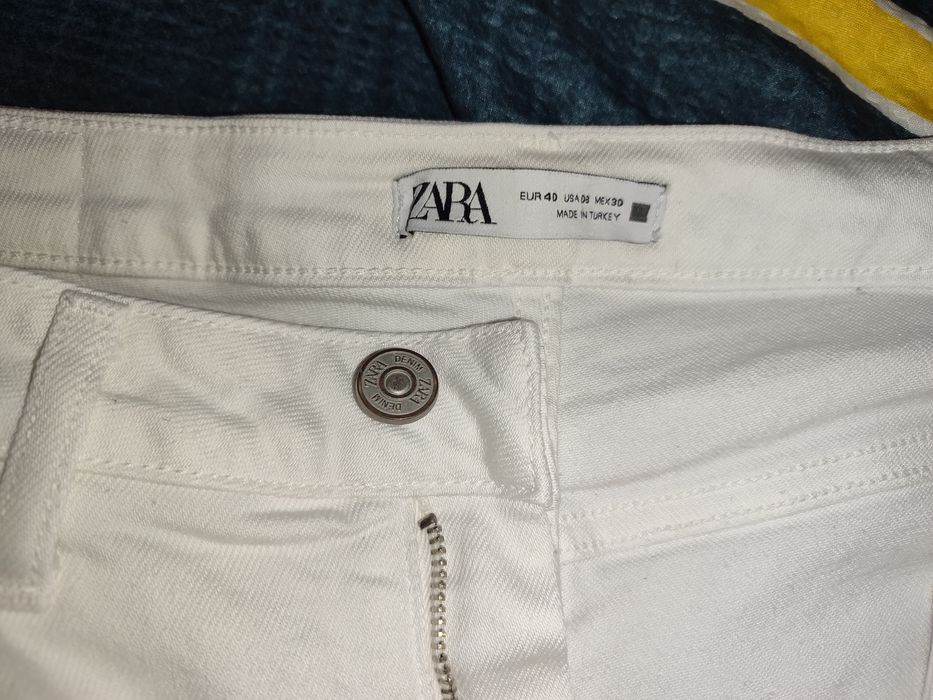 Білі джинси Zara