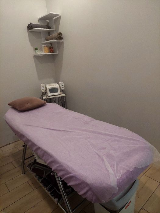 Масаж шийно-комірцева зона, спина, стопи.