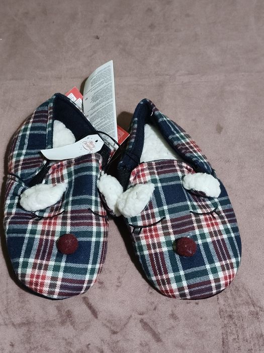 Świąteczne kapcie bambosze dla dzieci 11