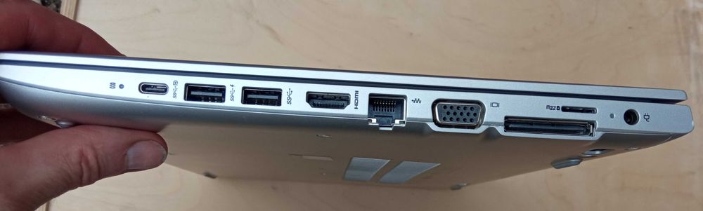 HP ProBook 640 G5 / 14" FHD / i5-8265U / 8GB DDR4 / 256GB NVMe SSD / Стан 10/10