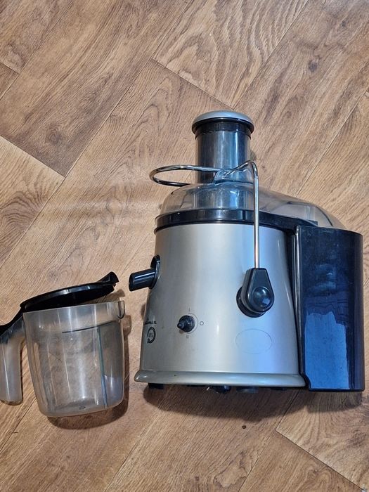 Соковижималка Moulinex