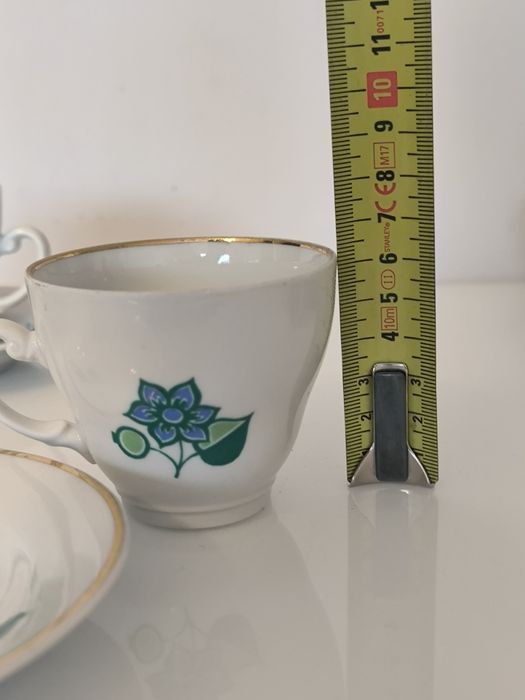 Filiżanki spodki Włocławek PRL porcelana