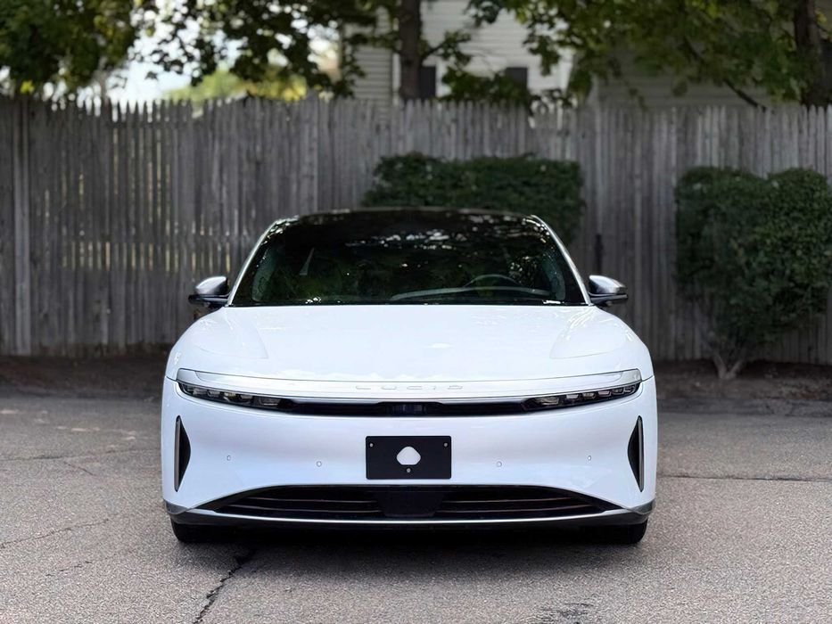 Lucid Air Grand Touring      2022