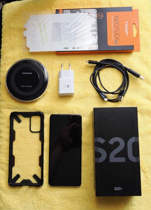 Smartfon Samsung Galaxy S20+ PLUS 8GB/128GB ZESTAW