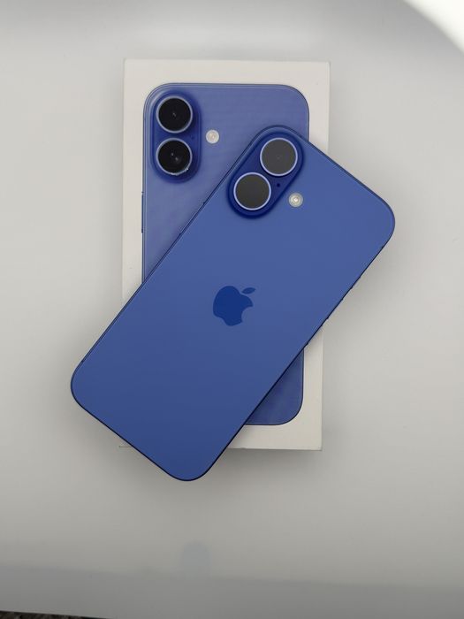 IDEALNY iPhone 16 NIEBIESKI 128 GB * gwarancja *