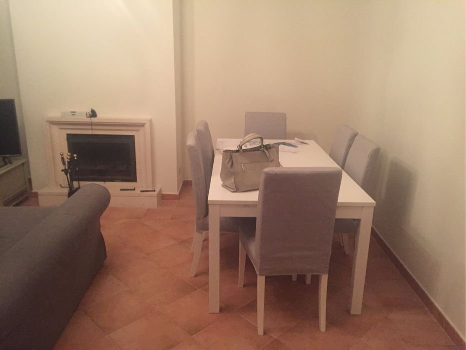 Mesa de jantar Ikea com 6 cadeiras