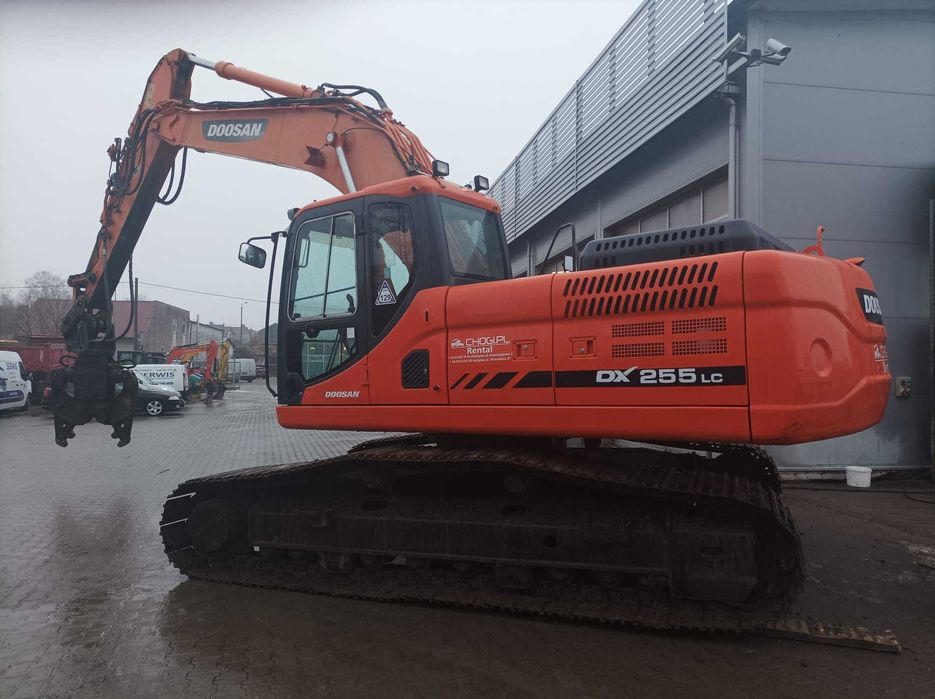 Wypożyczalnia Koparka gąsiennicowa Doosan DX 255 LC-3  wynajem koparki