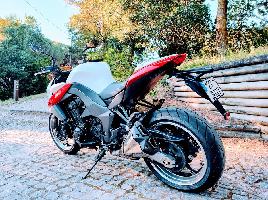 KAWASAKI Z1000 (2010)