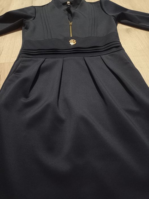 Платье размер S качество идеальное