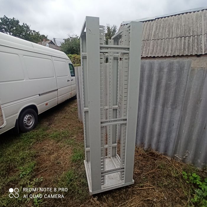 Шафа серверна комутаційна