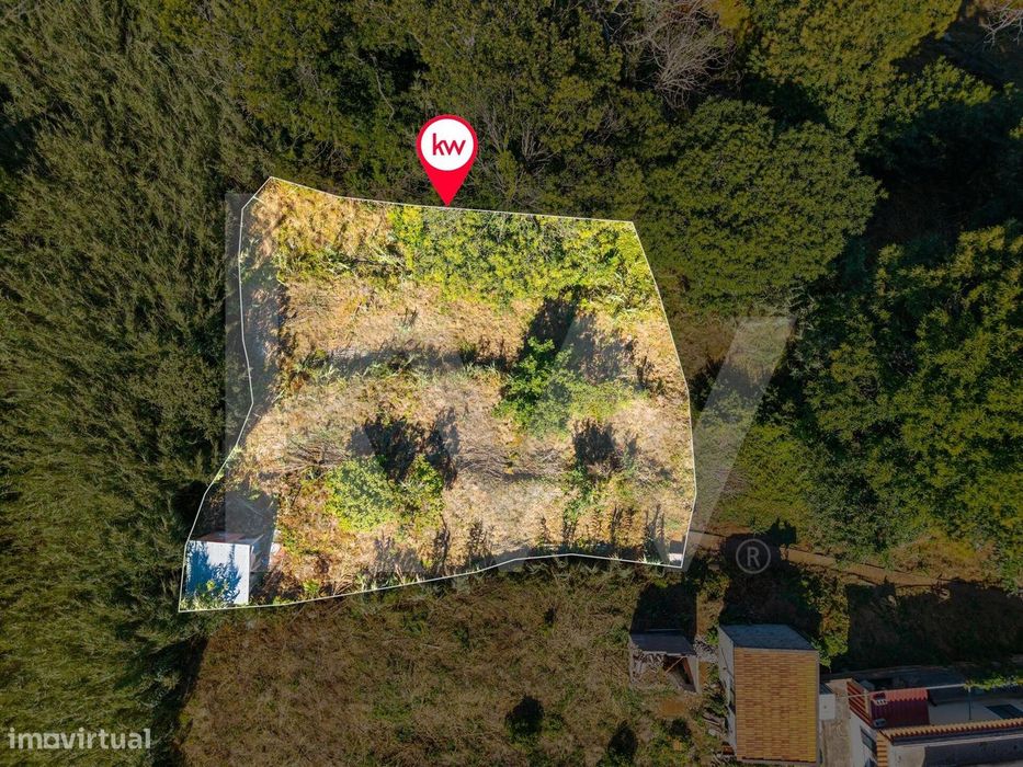 Rustic Plot of 660 m² in Gaula – Santa Cruz, Madeira