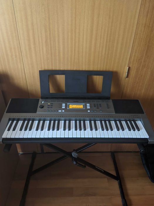 Teclado Yamaha PSR-E353