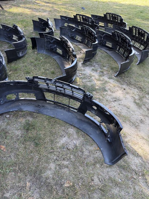 Бампер , решітка бампера, заглушка, галогенка Ауді а6 с6