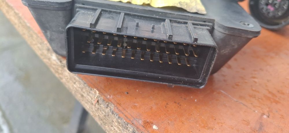 Witam sprzedam komputer golf 5 simens pd