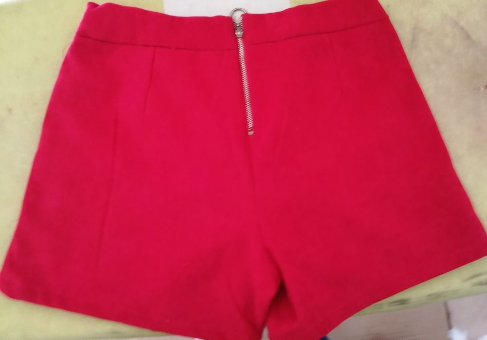 Calções Vermelhos Ativo