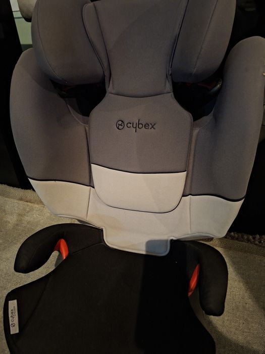 Cadeira auto cybex 3-12 anos.