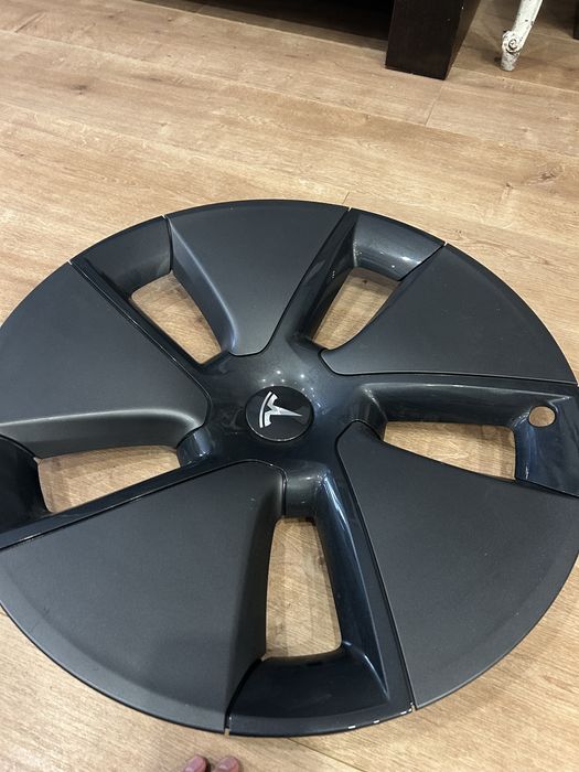 Tampão Jante Tesla Model 3