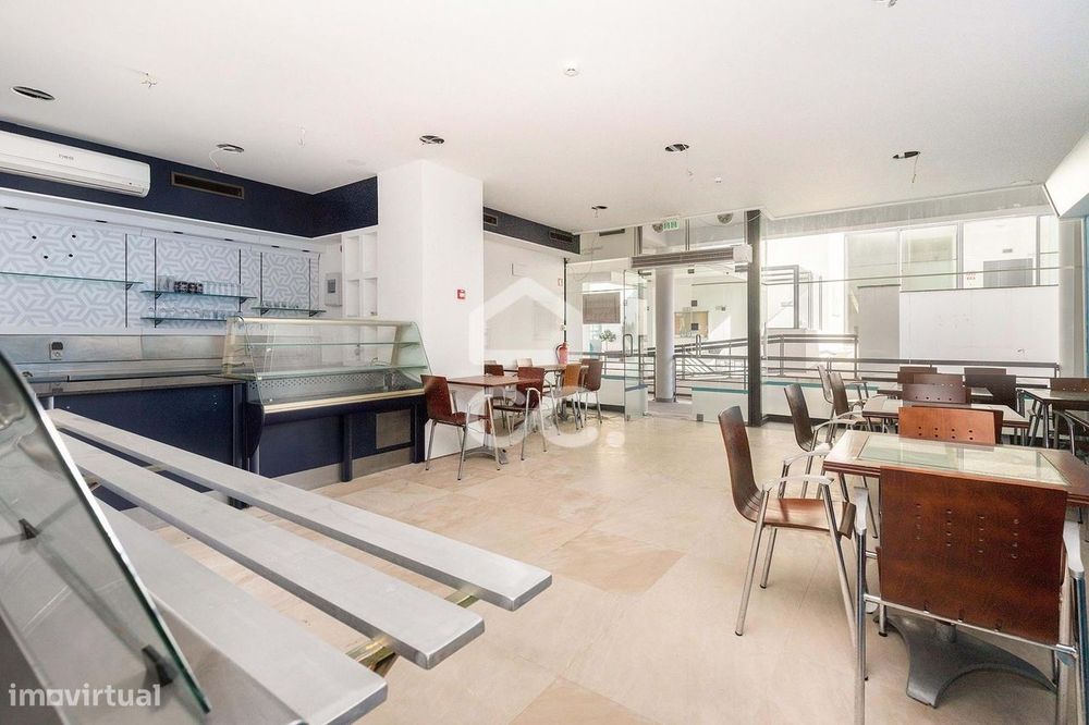 Espaço comercial equipado e mobilado | Cerca de São Domingos (Évora)