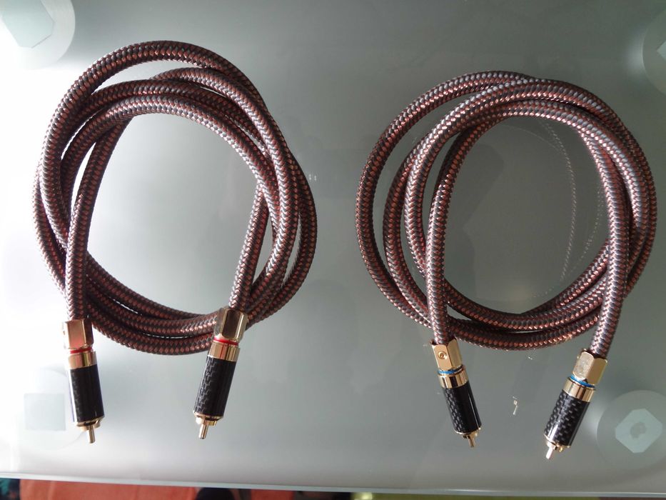 Accuphase RCA gold carbon miedź