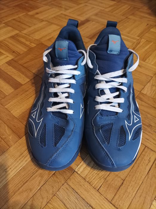 Mizuno Ghost Shadow