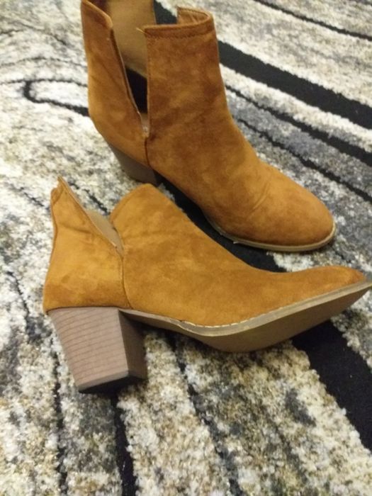 Buty/ botki jesienne kowbojki rozmiar 41