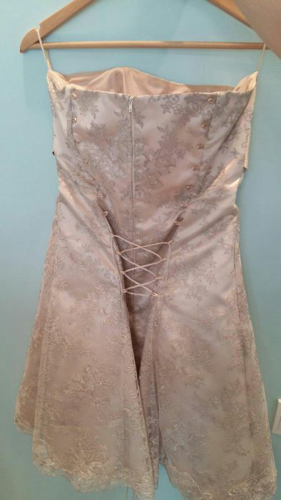 Платье коктельное, надетое один раз.