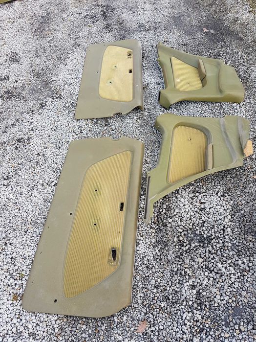 Boczki drzwi mercedes W123 coupe zieleń 0.5-1 seria