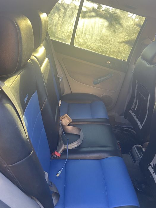 Golf IV com avaria