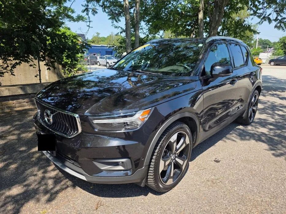 Volvo XC 40 Volvo XC40 T5 Momentum AWD 2019