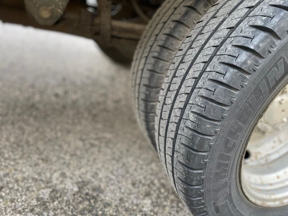 Toyota Dyna 3.0 D-4DViatura em perfeitas condicoes