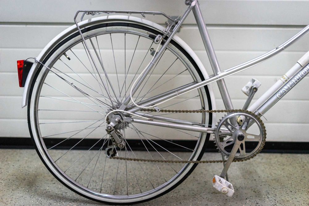 Rower Capriolo Retro Vintage Damka 27 Przerzutki biało srebne