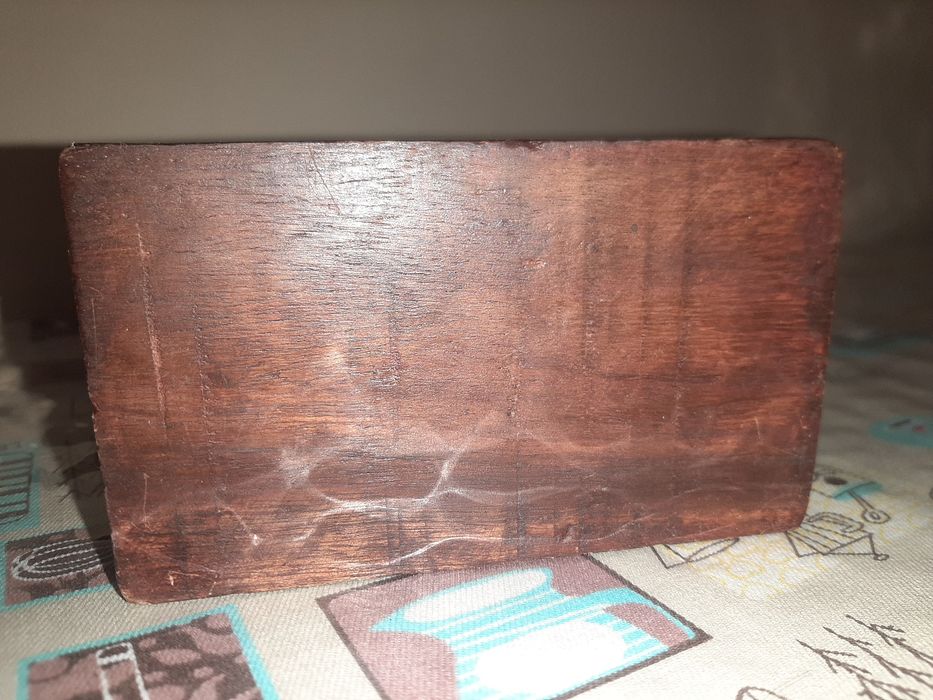 Скринька ручна робота дерев'яна індійська з різьбленням 12,5х7х5 см
50