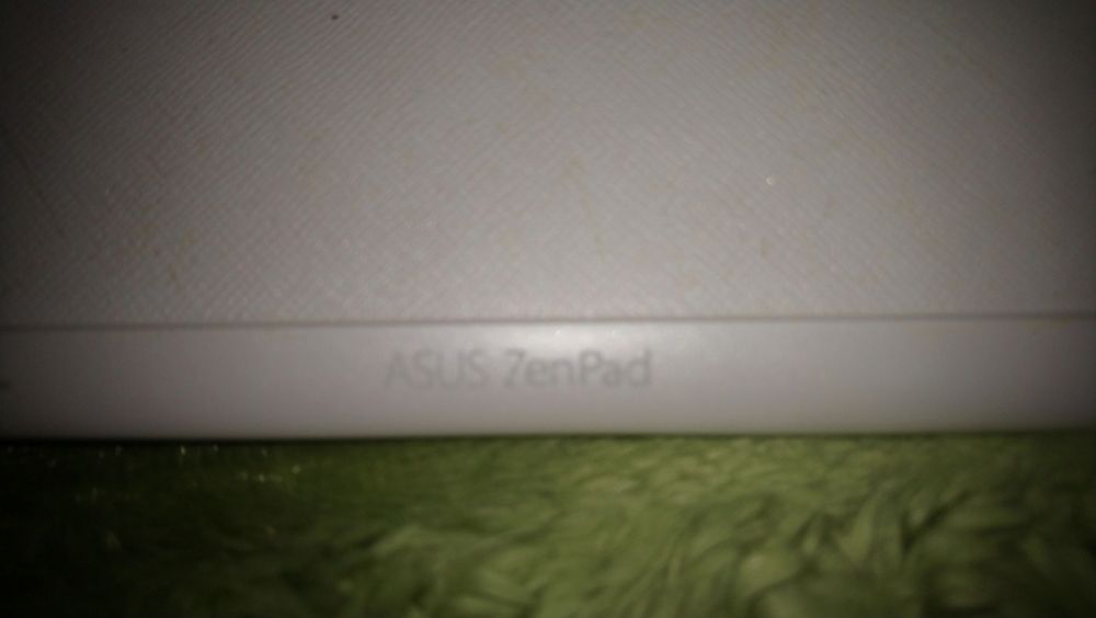 Телефон планшет Asus Zenpad  p01y.