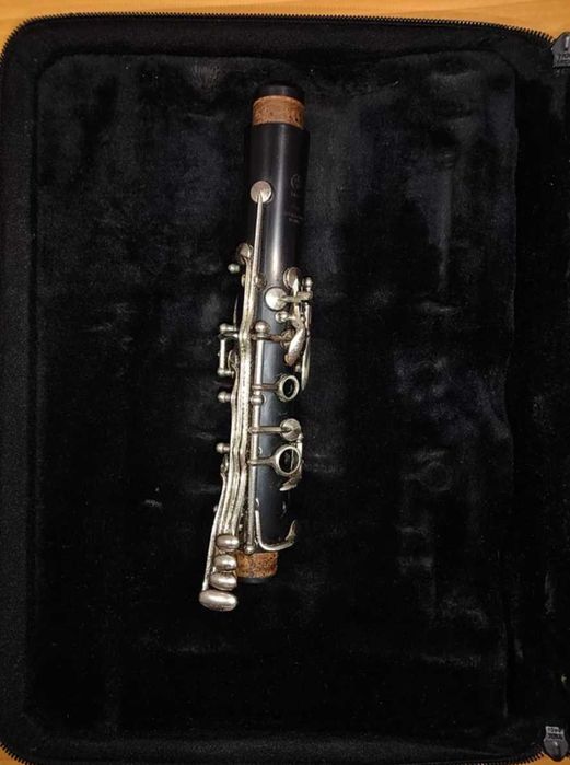 Clarinete Yamaha YCL-250
