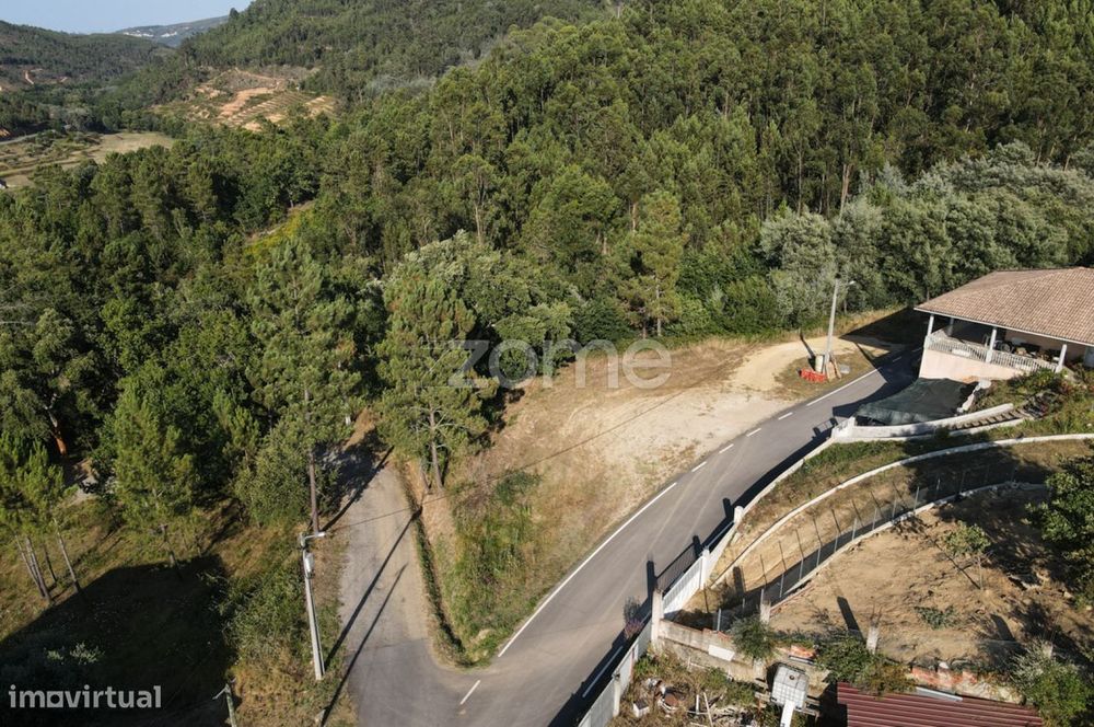 Terreno Urbano de 2433m2