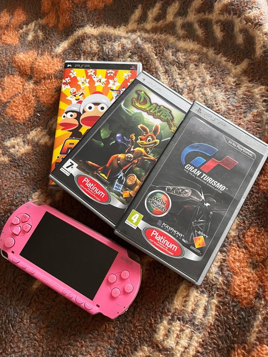 PSP Rosa + 3 jogos originais | OPORTUNIDADE | Para reparação
