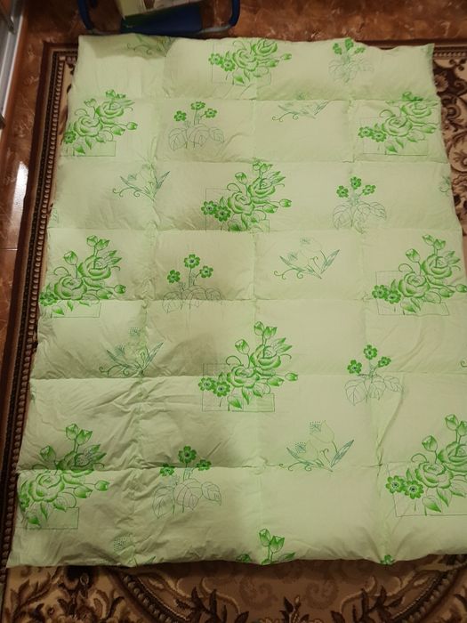 Пухова перина нова