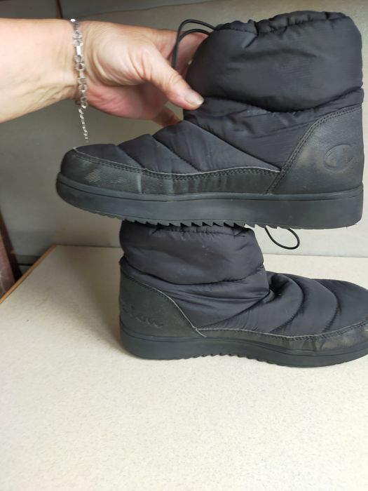 Buty zimowe śniegowce kozaki Champion Montana wodoodporne 37,5